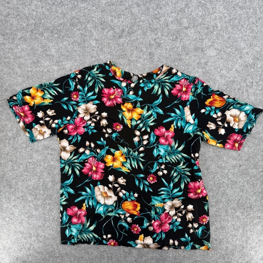 Vintage Cristin Stevens Top Medium Black Floral Tropical Short Sleeve Rayon